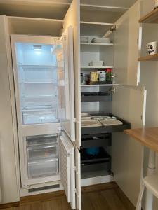 Superbe DUPLEX de 70m2 avec 2 CHAMBRES en HYPER CENTRE au CALME sur COUR classé 3 ETOILES avec PARKING en option