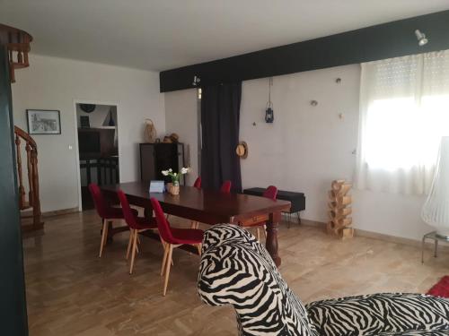 SUPERBE EMPLACEMENT MER POUR SPACIEUSE HABITATION