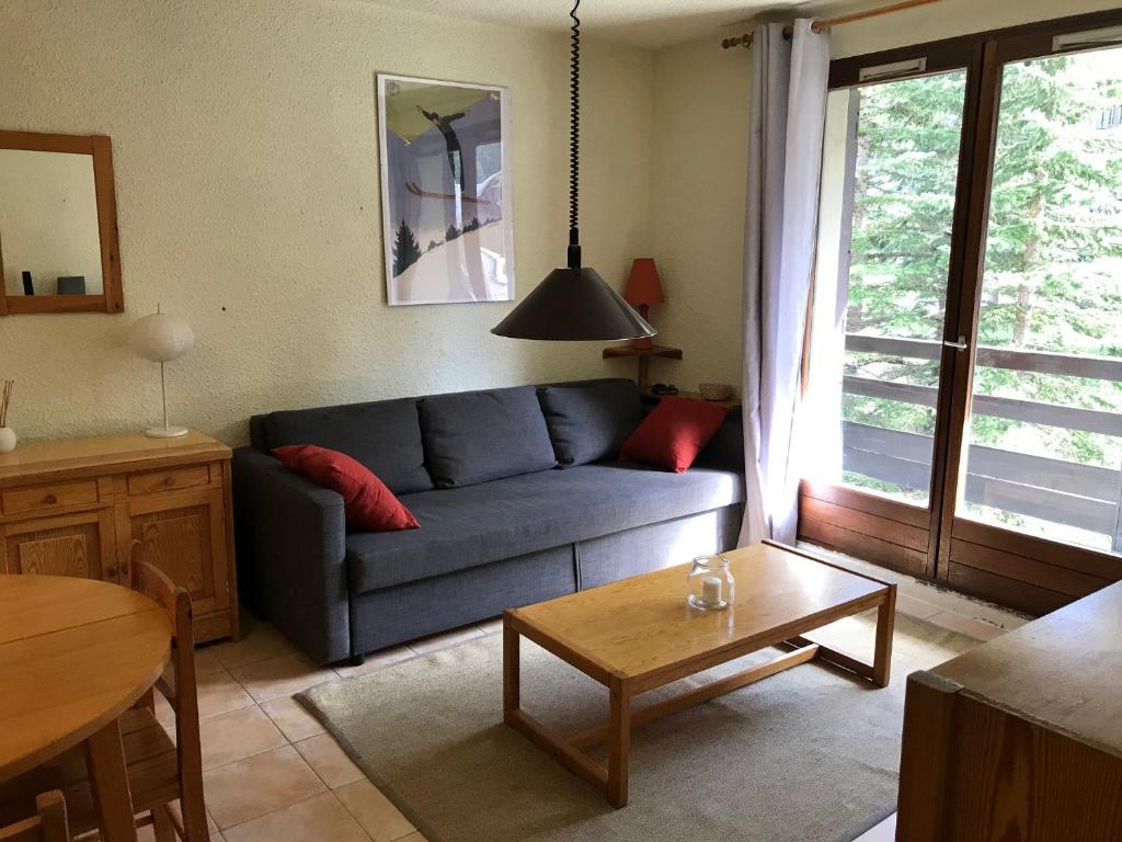 Superbe F2 terrasse, route du vin, Florival 68500 Guebwiller