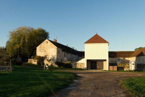 Superbe gîte Hammam perché dans le pigeonnier de Jean de la Fontaine