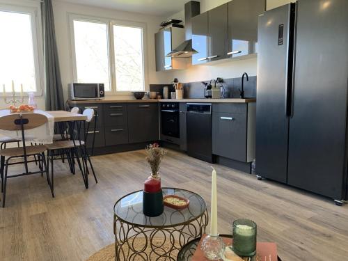 Superbe logement 6 chambres doubles neuf - proche centre ville