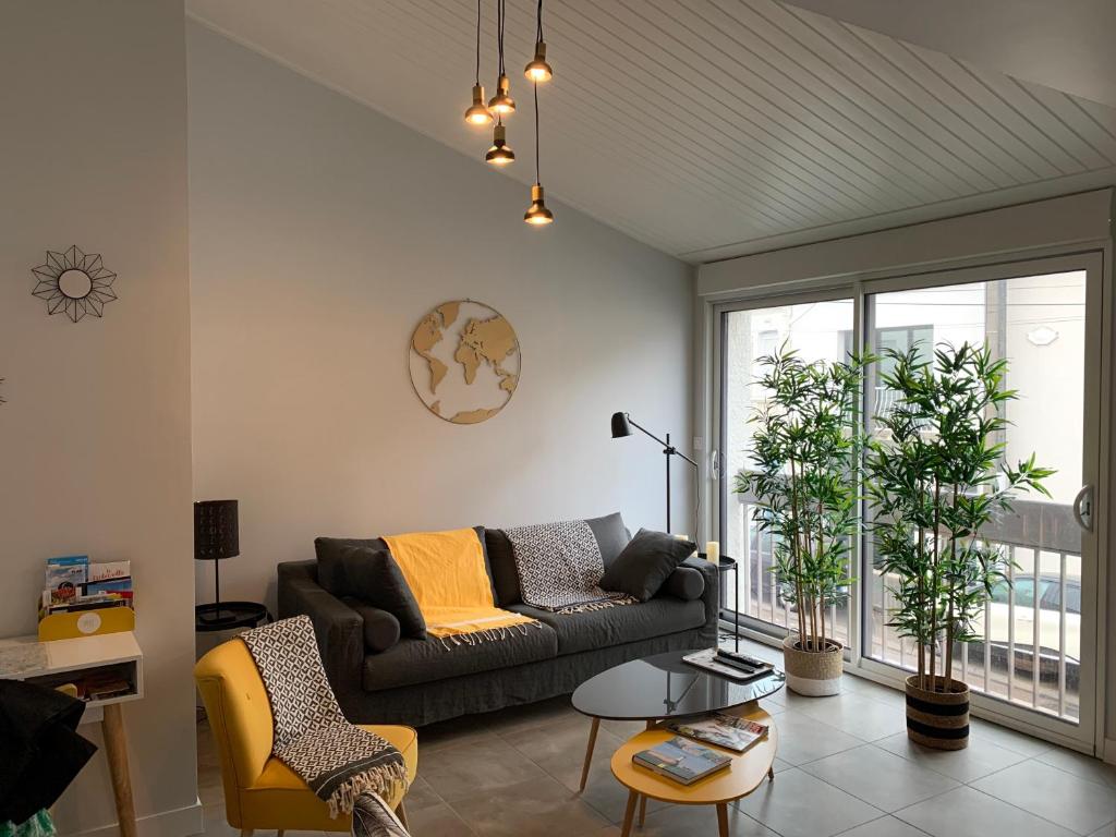 Superbe maison de ville rénovée en plein cœur du quartier Arago 52 Boulevard de Castelnau, 85100 Les Sables dʼOlonne