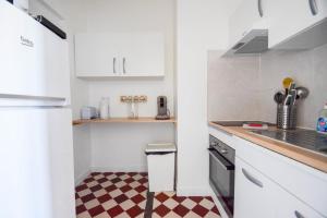 Appartement Superbe studio 2 pers tout équipé WIFI 64 Rue de Rosny 93100 Montreuil Île-de-France