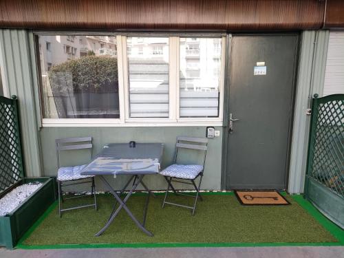 Superbe studio 2** rénové a neuf idéalement placé