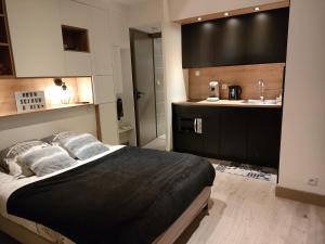 Superbe studio 2** rénové a neuf idéalement placé