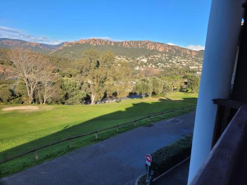 Superbe studio 4/5 pers dans résidence cap esterel