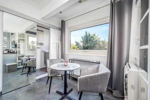Superbe Studio avec Accès Direct aux Plages de la Croisette