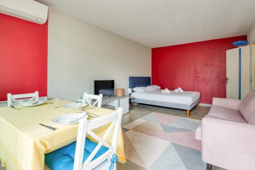 Superbe studio avec balcon et place de parking - Antibes - Welkeys