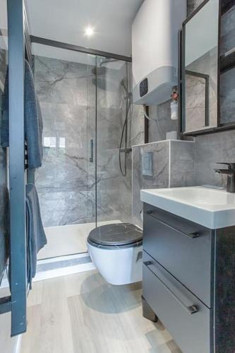 Superbe Studio avec Jardin Privé