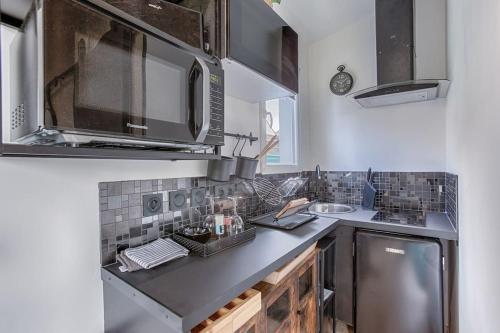 Superbe Studio avec Jardin Privé