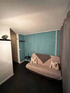 Superbe studio avec piscine ext