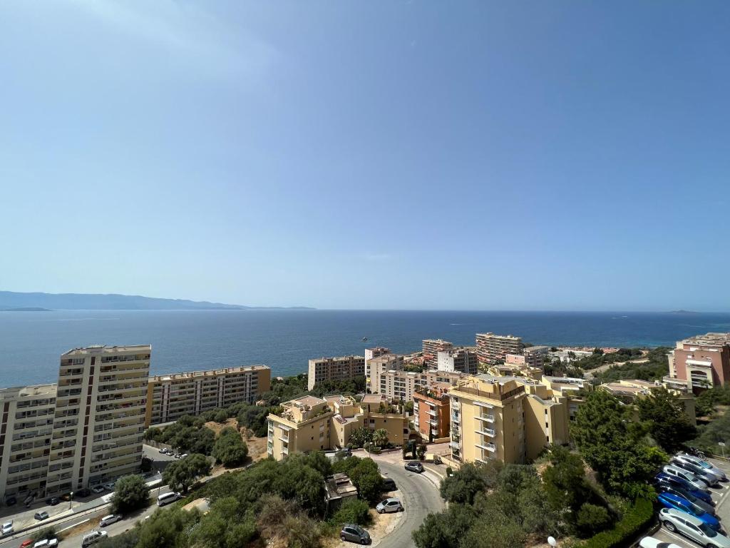 Superbe Studio avec vue imprenable - Route des Sanguinaires Immeuble Majorque Rue de l'Archipel, 20000 Ajaccio