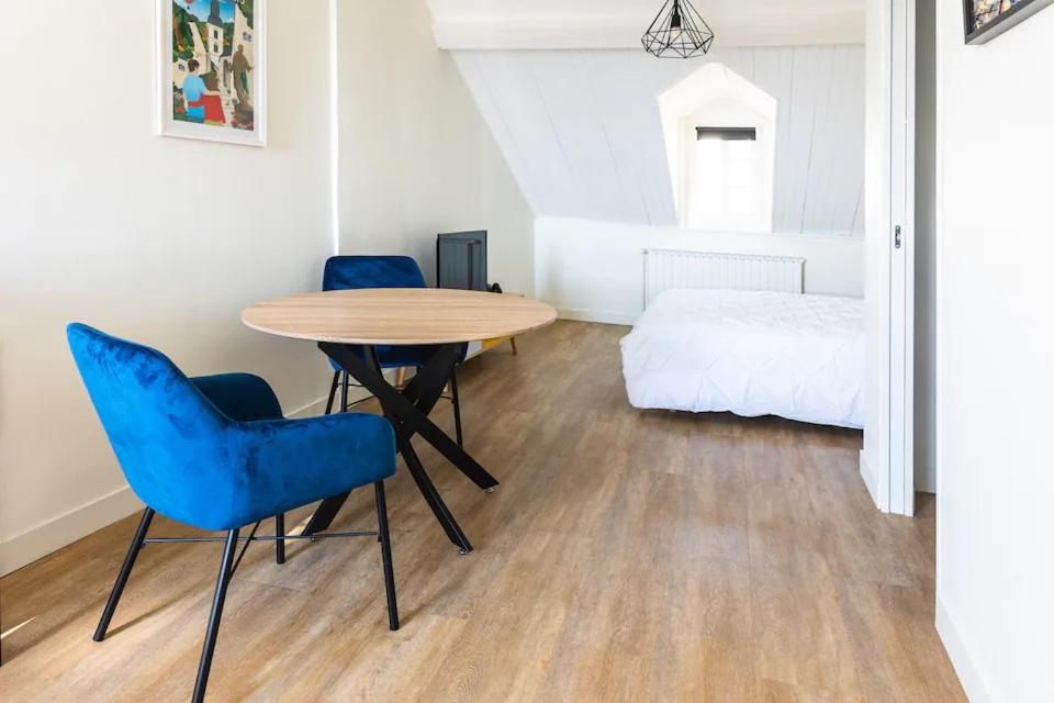 Appartement Superbe studio 'Chardonnay' avec vue sur la vallée 2ème étage 41 Rue Henri Martin 51160 Hautvillers