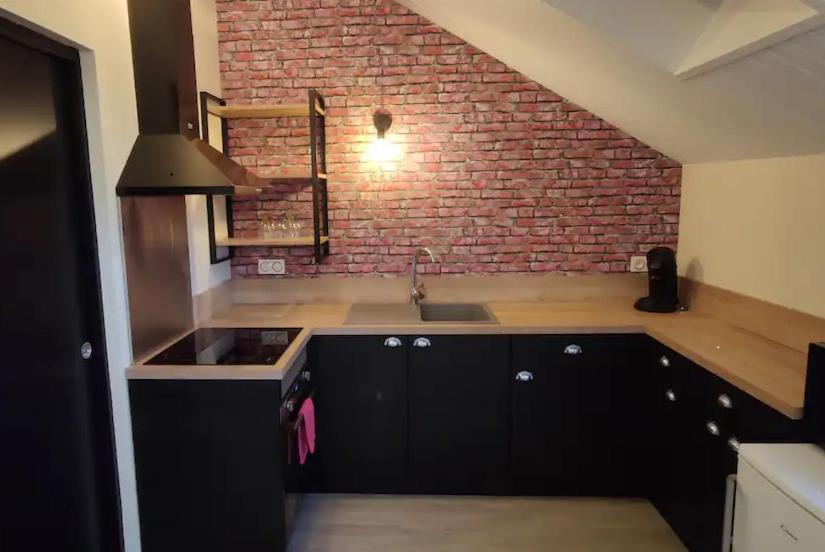 Appartement Superbe studio en résidence rue de courcelles 3e étage 58 Rue de Courcelles 39600 Arbois