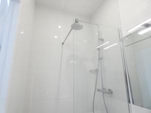 Superbe studio lumineux, jolie vue mer [LeDellec]