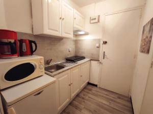 Superbe studio pour 2 à 20m de la plage - 27