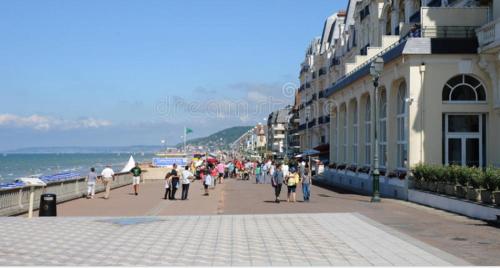 Superbe studio triangle d’or Cabourg