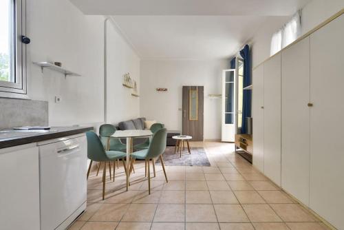 Superbe studio Vieux Nice 1 min à pied de la plage