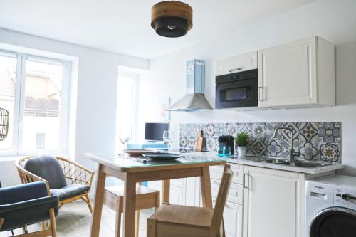 Superbe T2 Blue refait a neuf ambiance