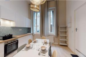 Superbe T2/Duplex ST Charles/Joliette rénové avec soin