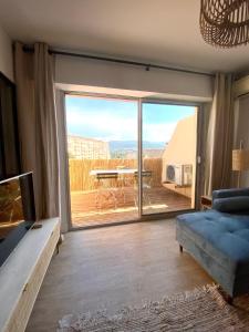 Appartement Superbe T2 équipé proche centre ville Ajaccio avec parking Res Ste Cécile Bat A, 4ème étage, porte du milieu Chemin de Biancarello 20090 Ajaccio Corse