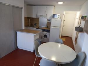 Appartement Superbe T2 rénové, parking, 200m plage et falaises Rue des Étrusques 34300 Le Cap d\'Agde Languedoc-Roussillon