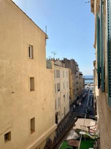 Superbe T3 au cœur du Panier à Marseille