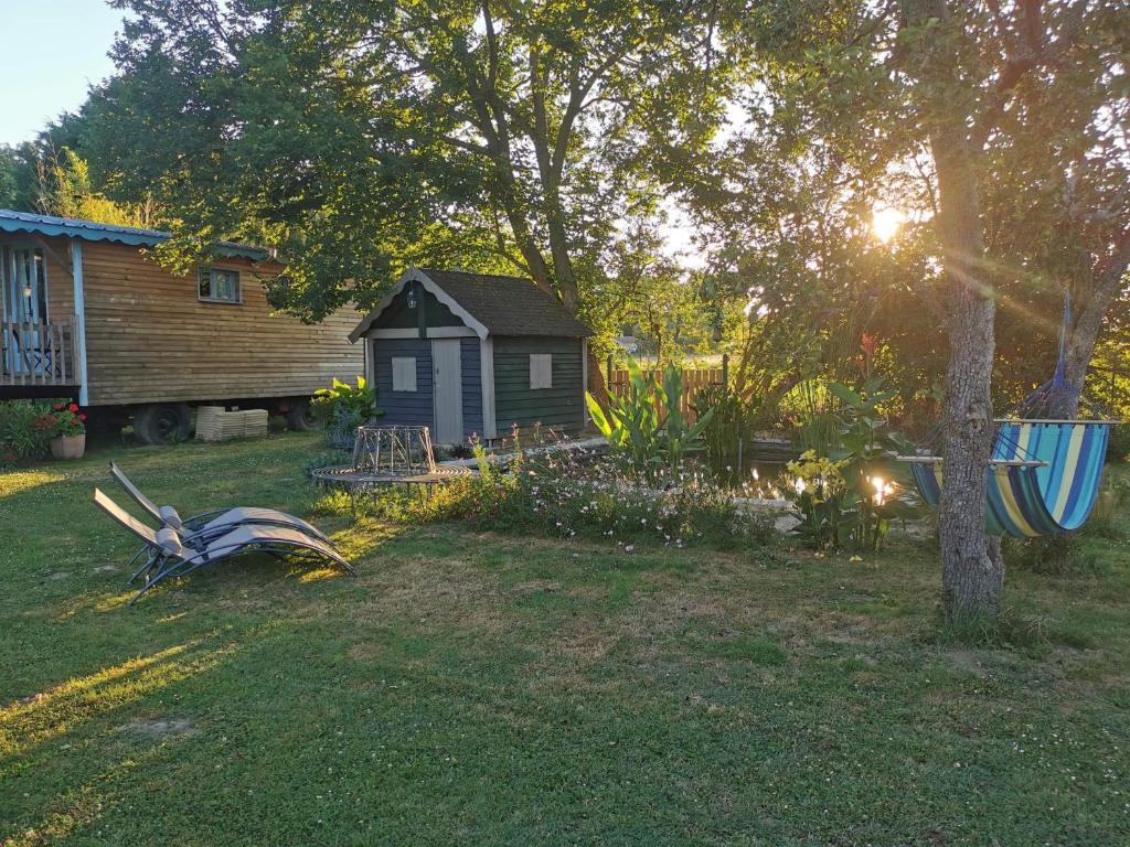 SUPERBE T3 LES PIEDS DANS L'EAU, parking, piscine en été 33680 Lacanau-Océan