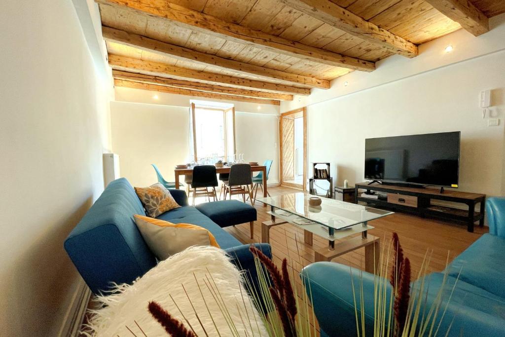 Appartement Superbe T4 avec TERRASSE Annecy Hyper-Centre 10 Rue de la République 74000 Annecy