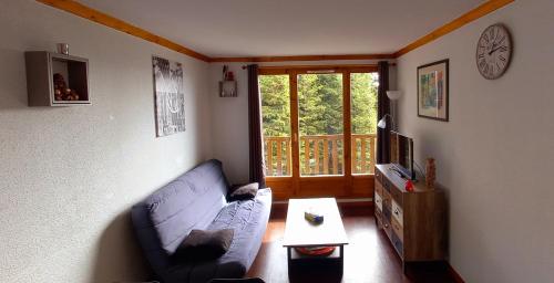 superbesse Appartement 4-6 pers. 2 ch. Dans résidence 3 étoile avec piscine