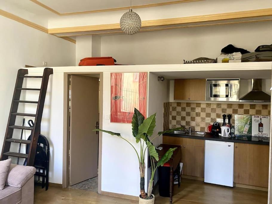 Appartement Suquet 5 mins à pied du palais 2 1ère Rue du Barri 06400 Cannes