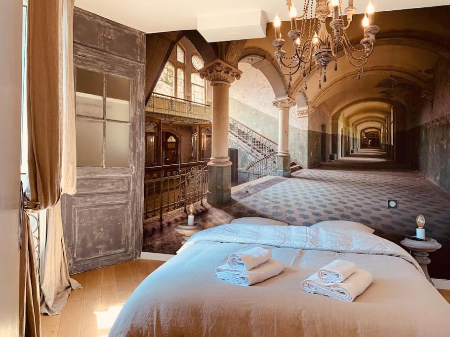 Sur la plage, 5 chambres, 3 salles de bain, 06400 Cannes