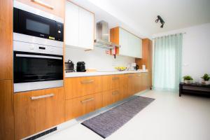 Surf and Stones Apartment