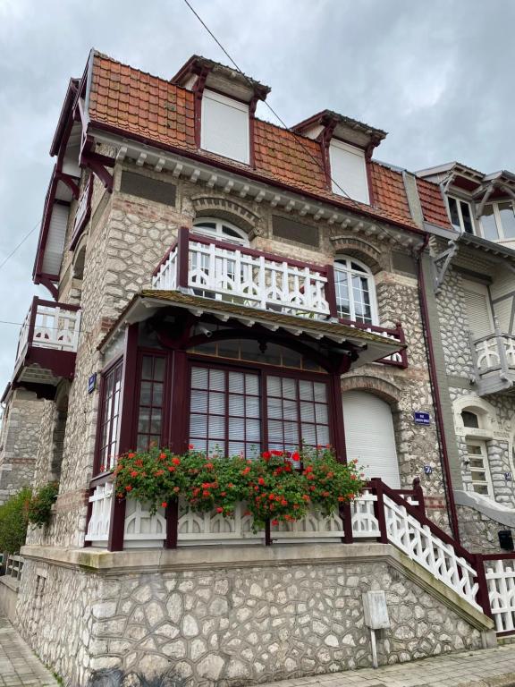 Suzette 14 Rue de Londres, 62520 Le Touquet-Paris-Plage