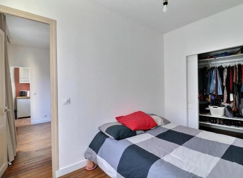Sweet and cosy apartment near the Eiffel Tower, Roland Garros & PSG Stadium