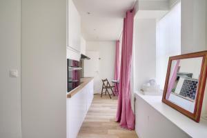 Sweet apartment in the heat of the 15th