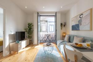 Sweet Flat 4Two in City Center w/ Balcony