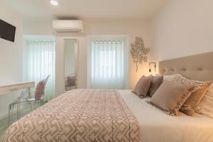 Sweet Home By Lisbon Heart