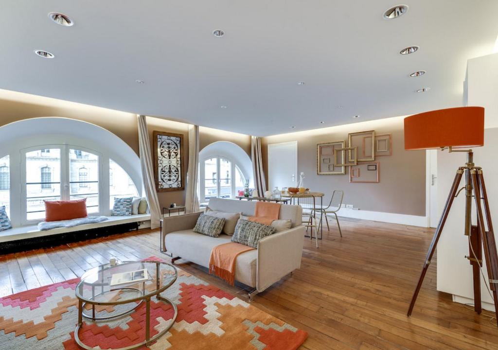 Appartement Sweet Inn - Amiral de Coligny 2, Rue De L'amiral Coligny 75001 Paris