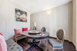 Appartement Sweet Inn - Louvre Rivoli 15 Rue du Louvre 75001 Paris Île-de-France