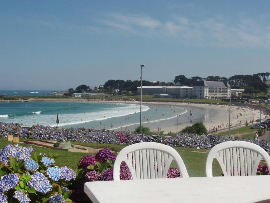 Swell House 2520-101 Peniche