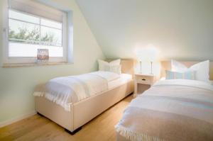 SYLT-HOMES-EBBE-No-4-mit-Balkon