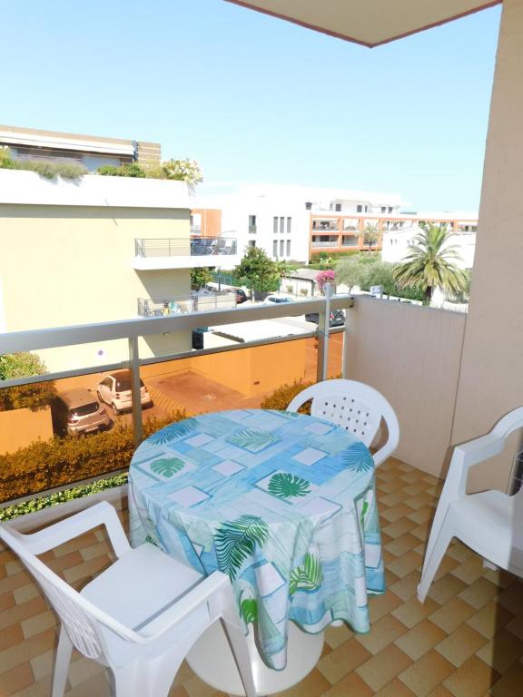 Appartement T1 4 places Rose de Mer climatisé avec parking 691 Boulevard des Italiens 06270 Villeneuve-Loubet