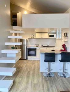 T1 bis Duplex récent + parking+jardin bien placé
