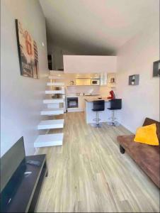 Appartement T1 bis Duplex récent + parking+jardin bien placé 442 Avenue de Fronton 31200 Toulouse Midi-Pyrénées