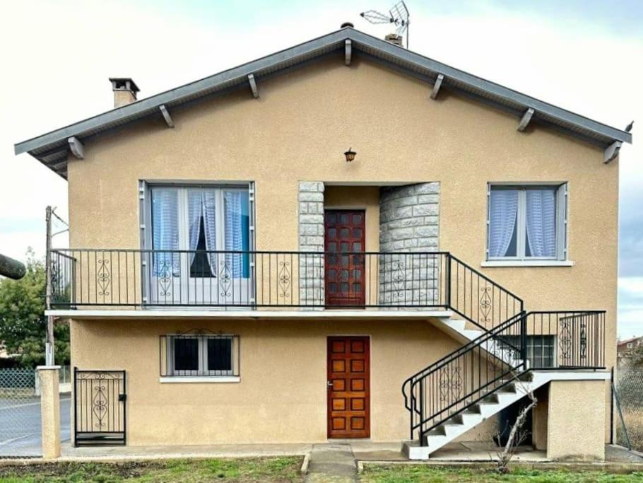T1 bis indépendant dans maison individuelle