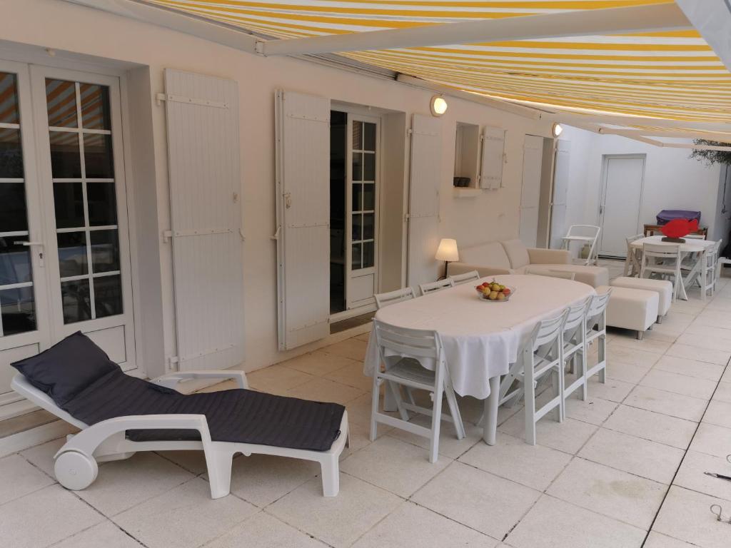 T1 Cottage avec terrasse 77510 Doue