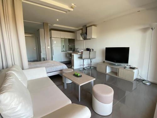 T1 Eden Golfe avec parking, piscine et climatisation