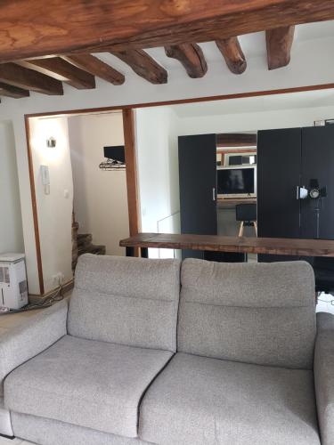 T1 grand confort - 3 minutes à pieds de la gare - jardin - Netflix - WIFI- Parking