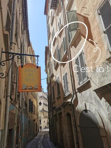 T1 proche rue des arts, du port et de l'Opéra
